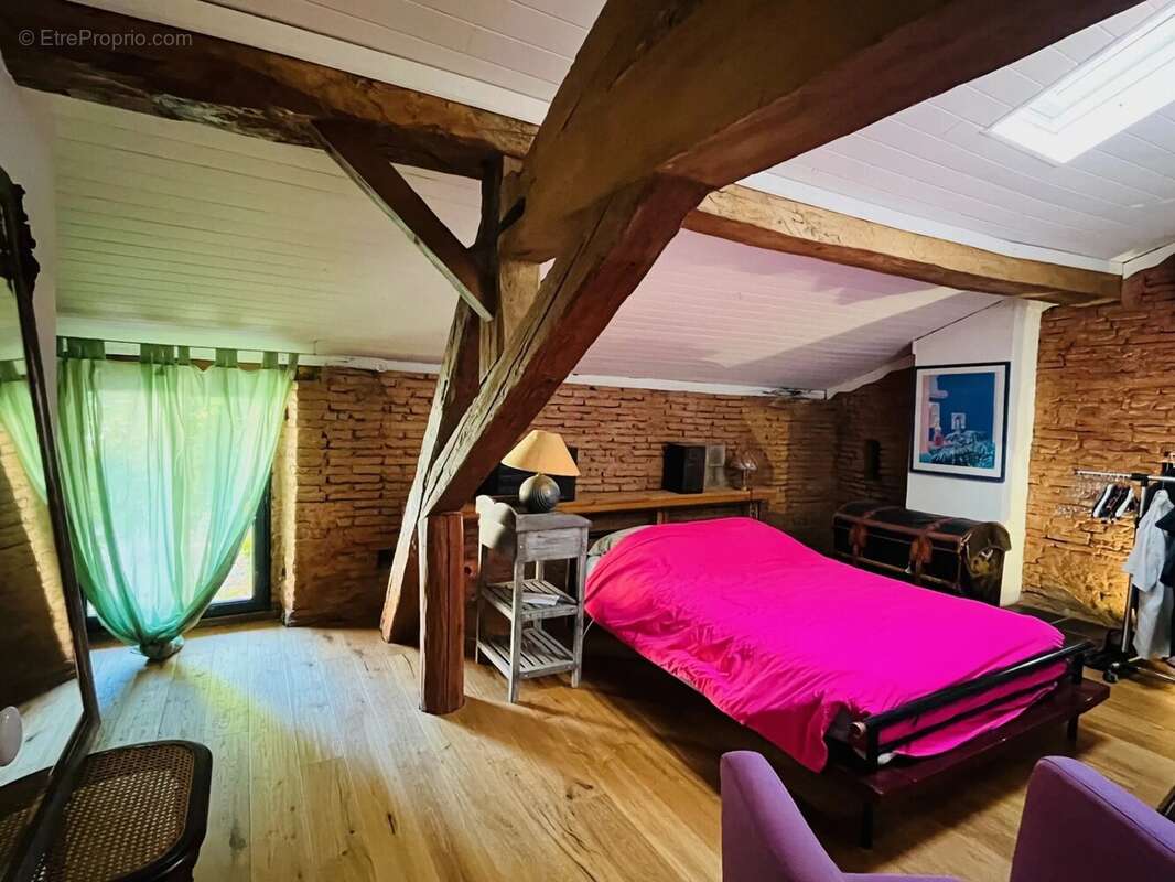 Appartement à BAZIEGE