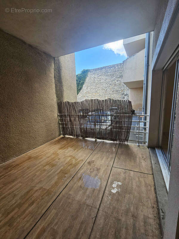 Appartement à MAUVES