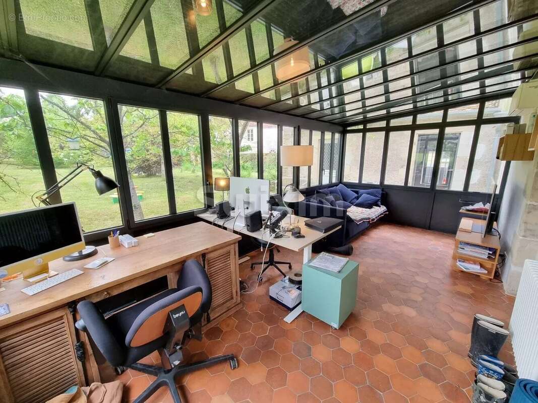 Maison à BRINON-SUR-BEUVRON