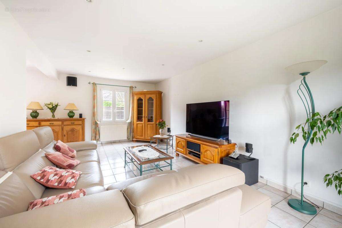 Maison à BALAGNY-SUR-THERAIN