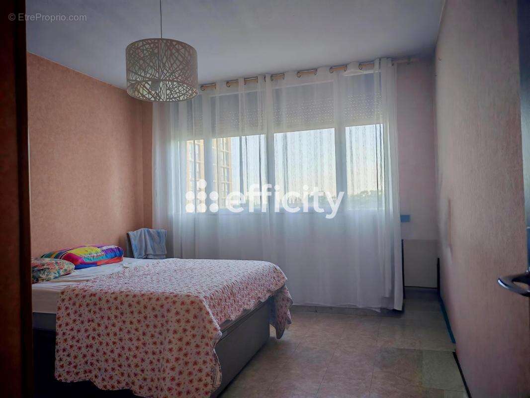 Appartement à SALON-DE-PROVENCE