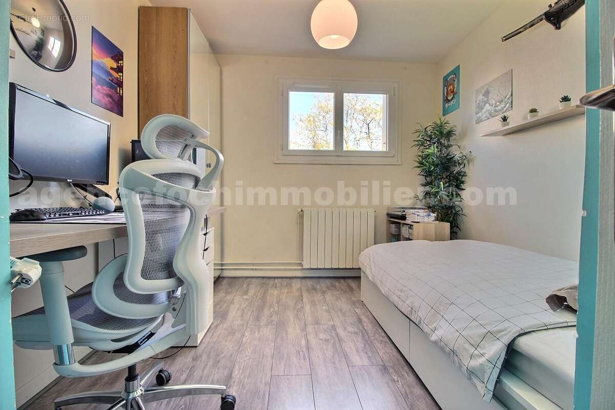 exposio_133842909 - Appartement à SAINT-MAUR-DES-FOSSES