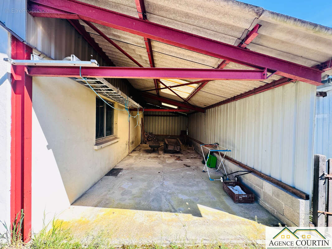 Maison à SAINT-MARTIN-DU-MONT