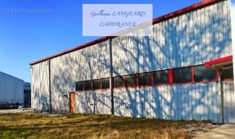 Commerce à IZERNORE