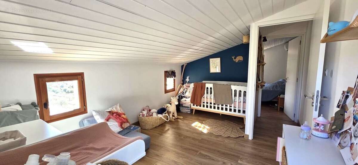 Maison à CUGES-LES-PINS