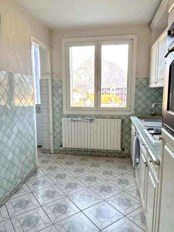 Appartement à FONTAINE