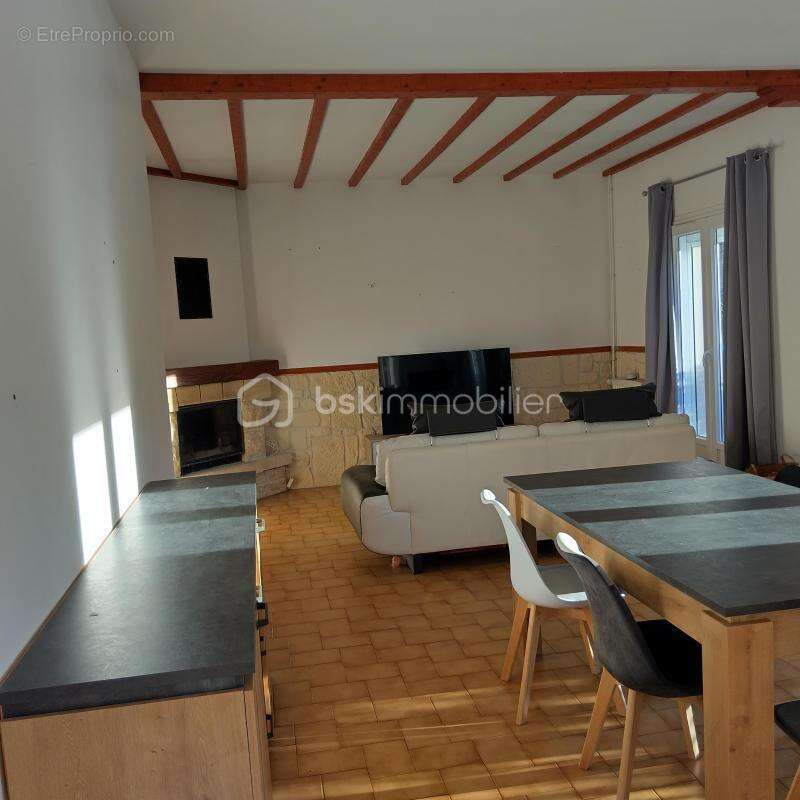 Maison à LA COURONNE