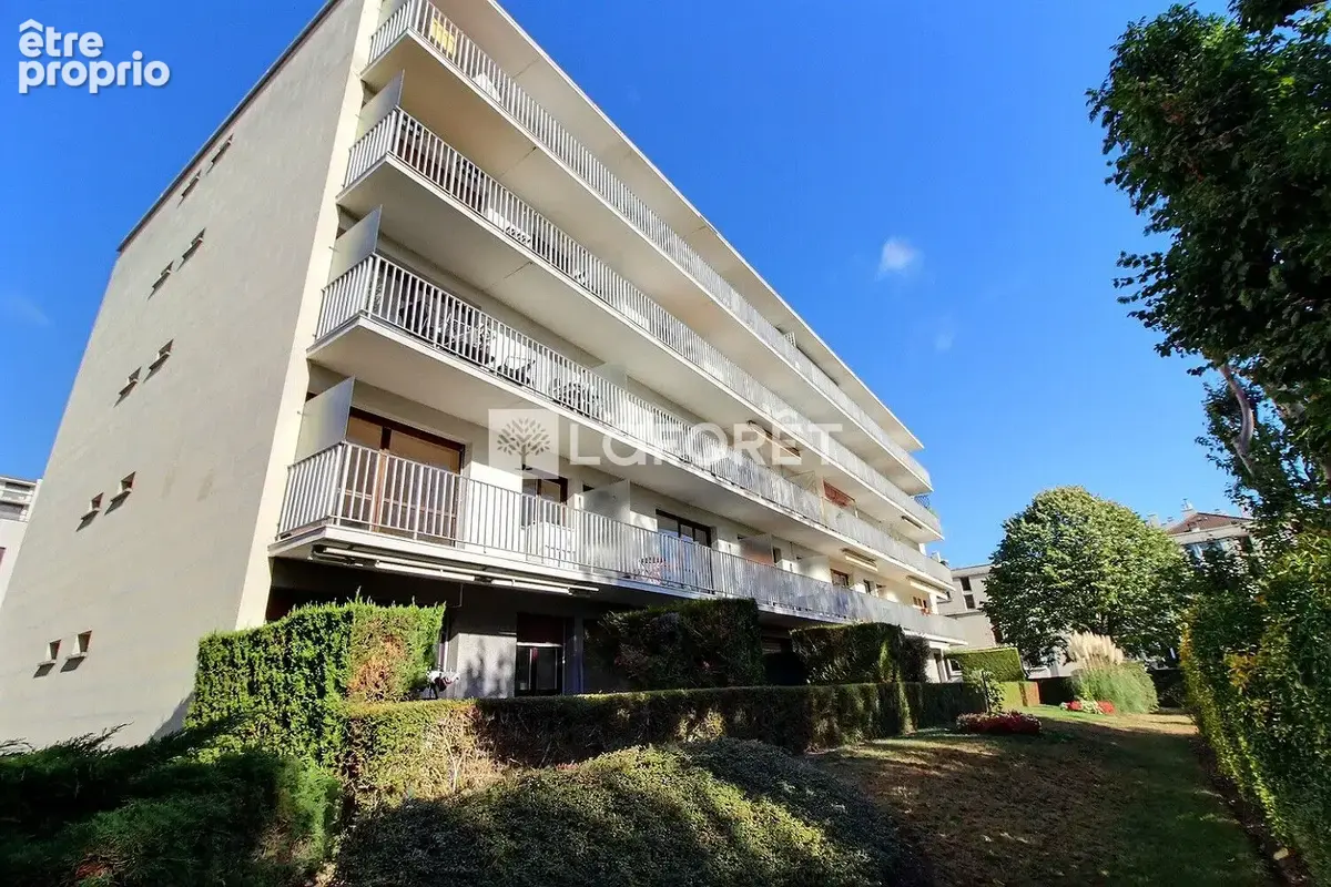 Appartement Rueil Malmaison 1 pièce(s) 27.35 m2 - photo 1