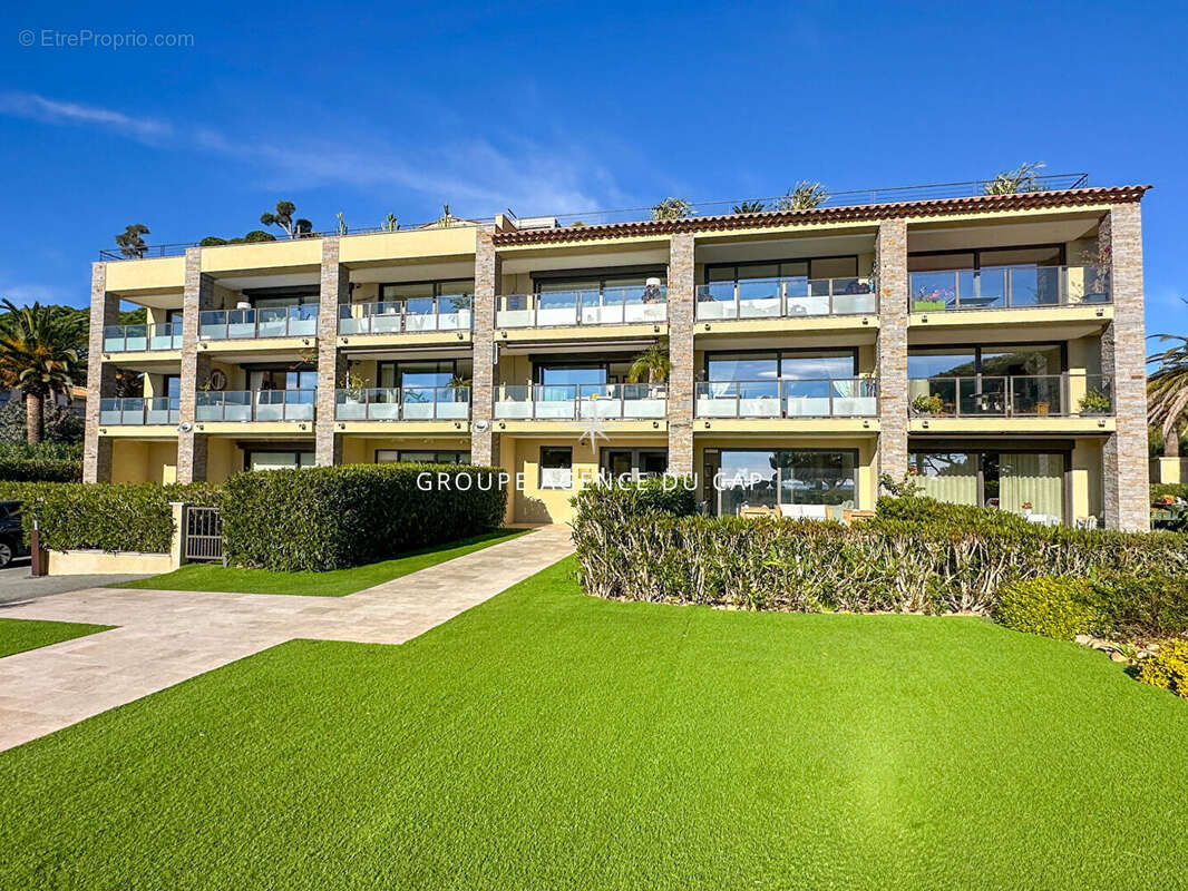 Appartement à LES ISSAMBRES