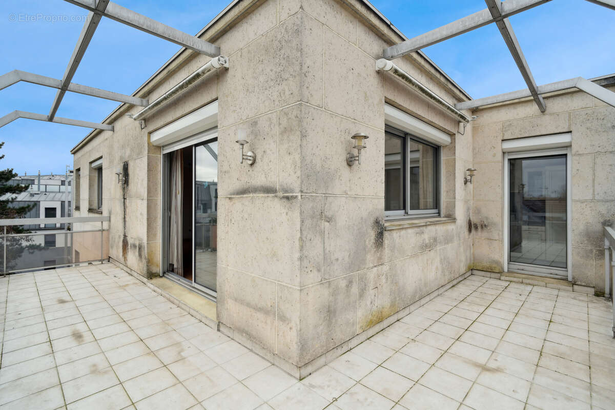 Appartement à LE RAINCY