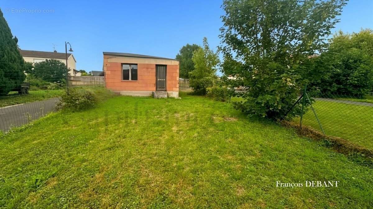 Maison à vendre 9 pièces JUNIVILLE (08) - photo 6