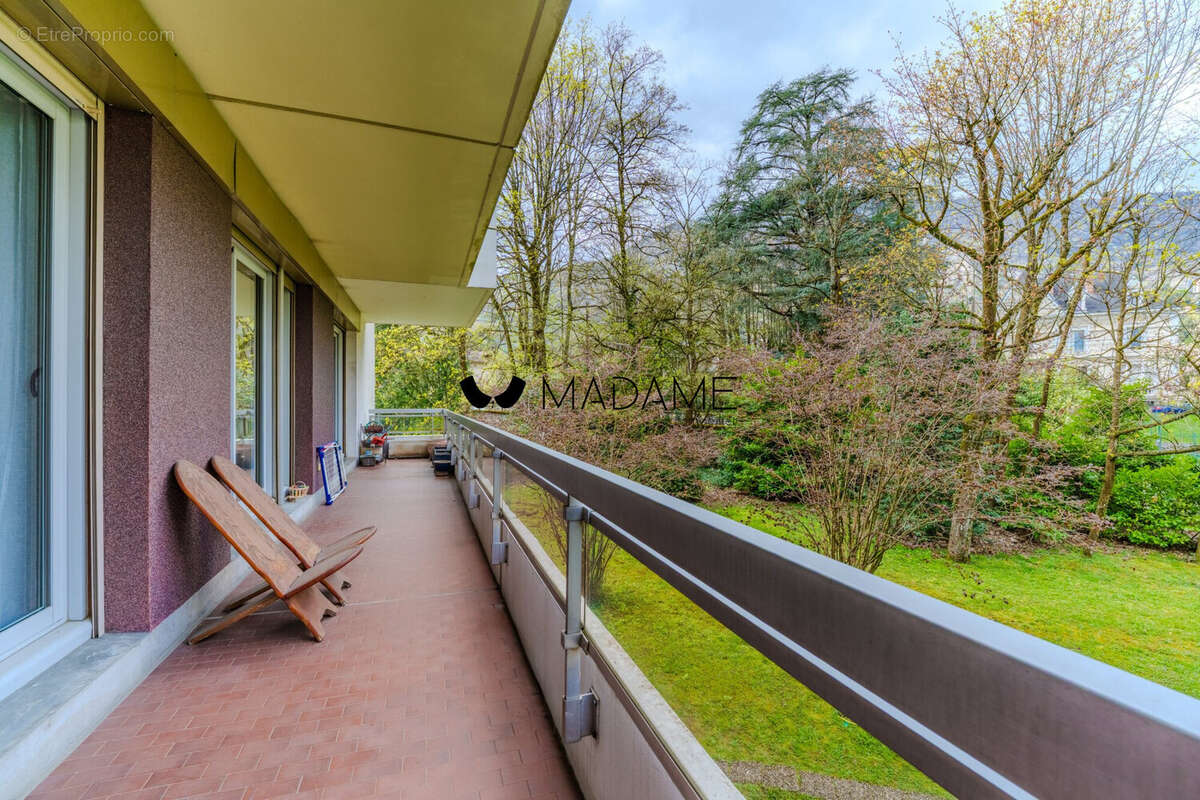 Appartement à MEYLAN