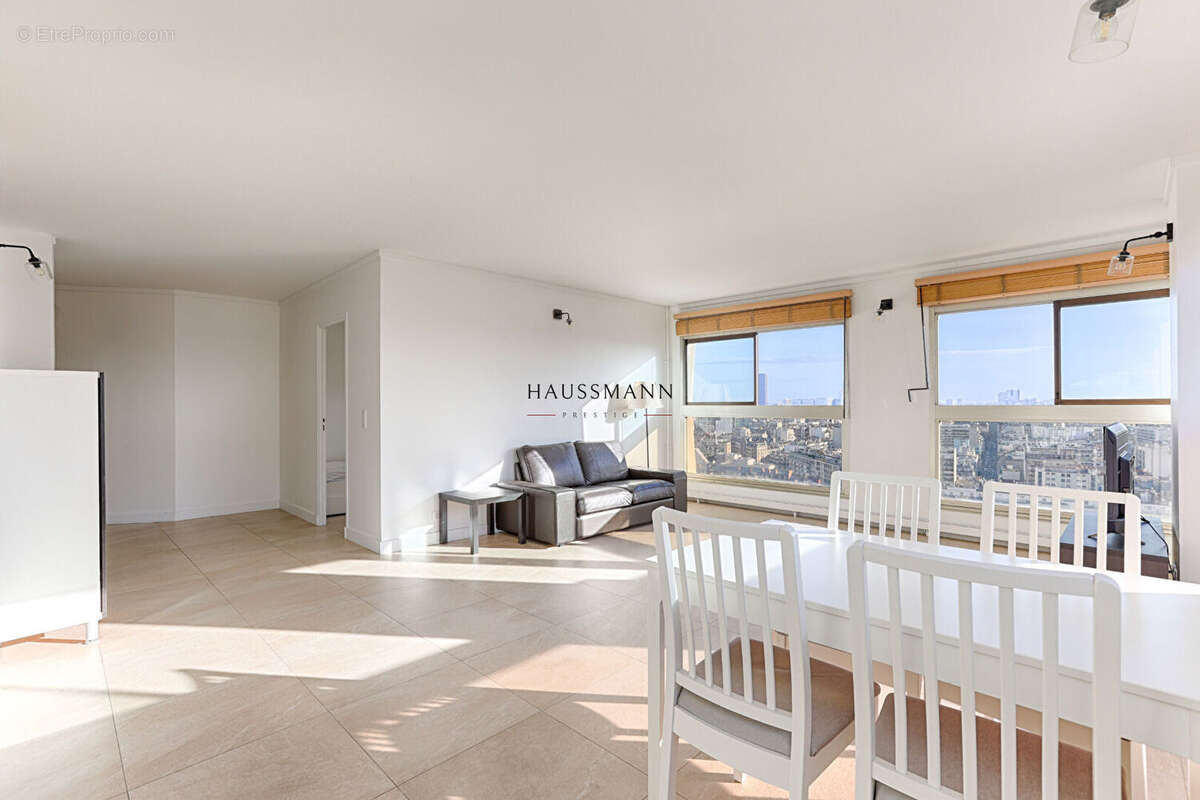 Appartement à PARIS-15E