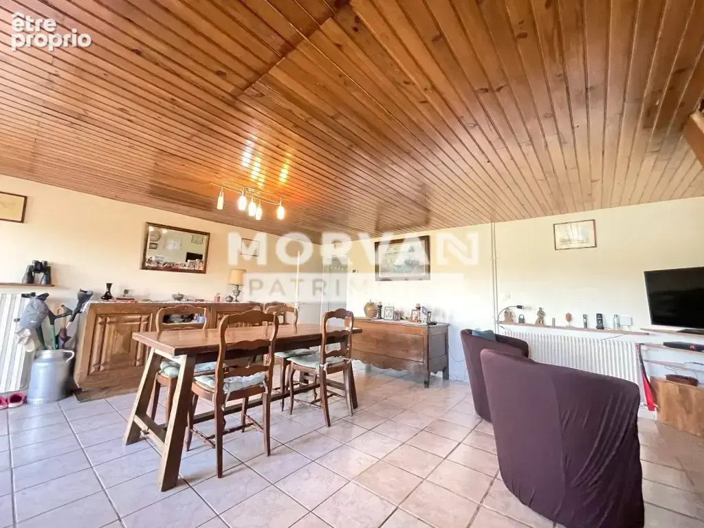 À SAISIR – Chalet de charme avec vue sur le lac – Lac de Pannecière - photo 3
