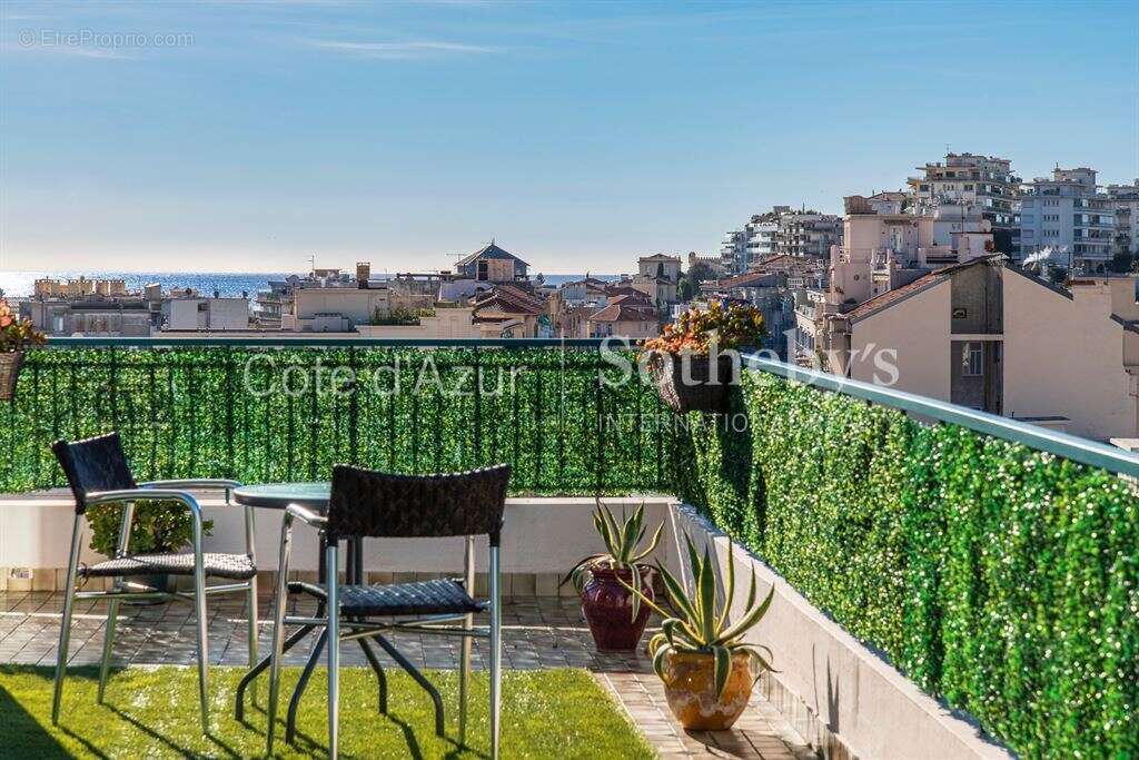 Appartement à NICE