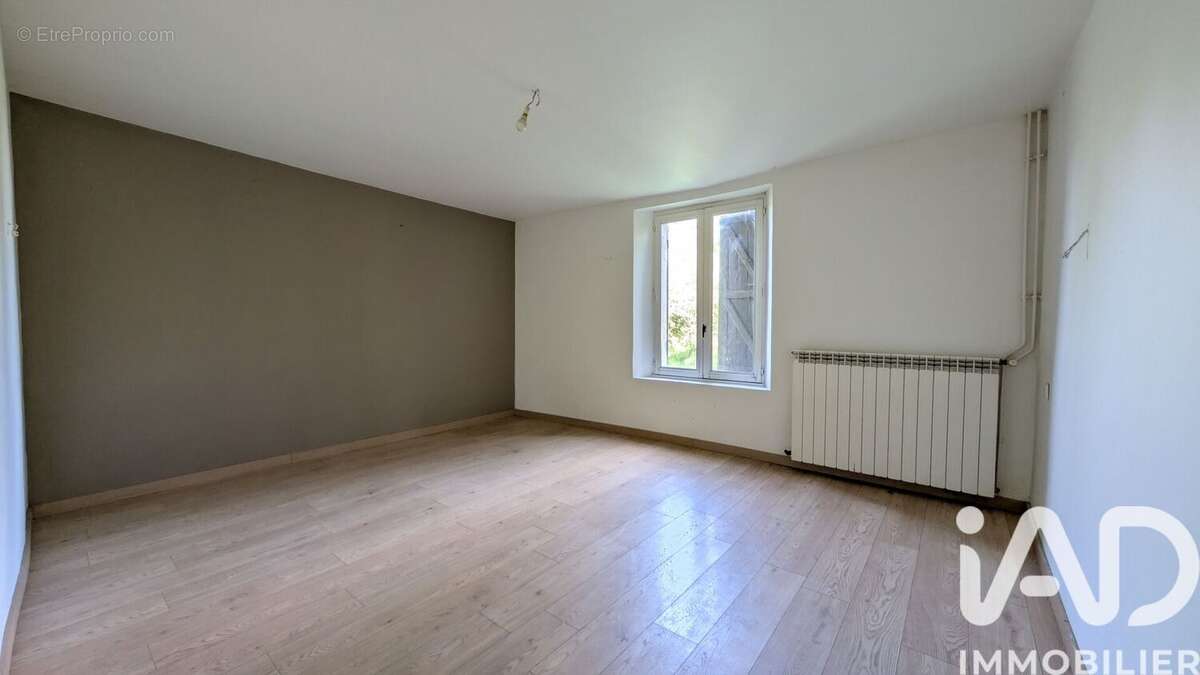 Maison 82 m² à Janvilliers  - photo 7