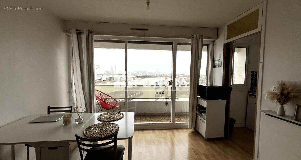 Appartement à BORDEAUX