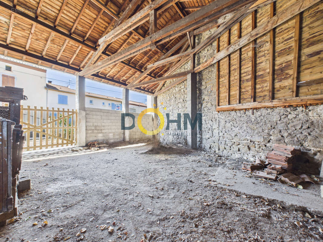 Maison de 138 m2 avec grange et terrain   Charbonnier-les-Mines - photo 16