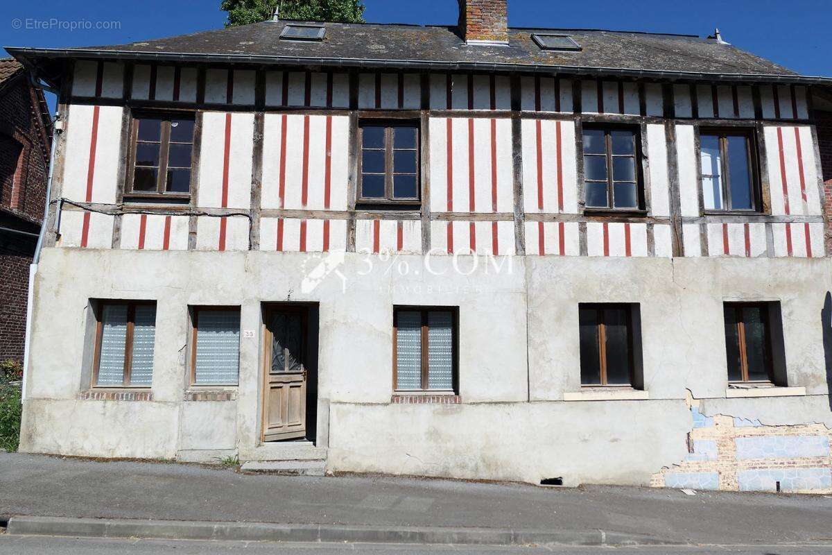 Maison à BURES-EN-BRAY
