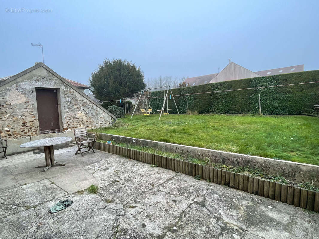 Photo 2 - Maison à VIELS-MAISONS