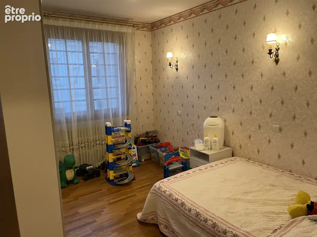 Maison familiale avec grand jardin et garage - photo 5