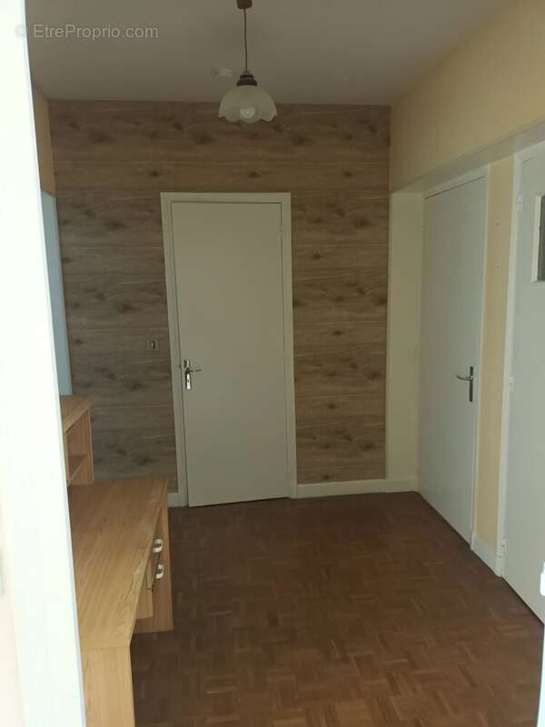 Appartement à MONTCEAU-LES-MINES