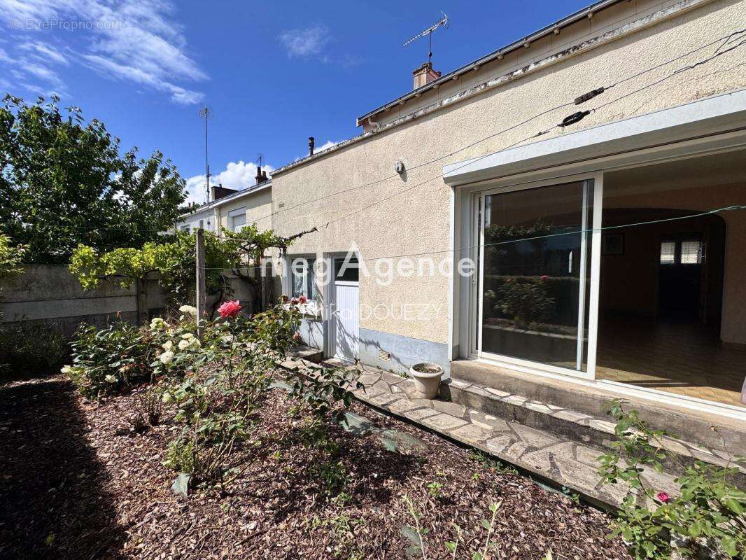 Maison de ville quartier Vendée, 3 chambres, garage, jardin - photo 13