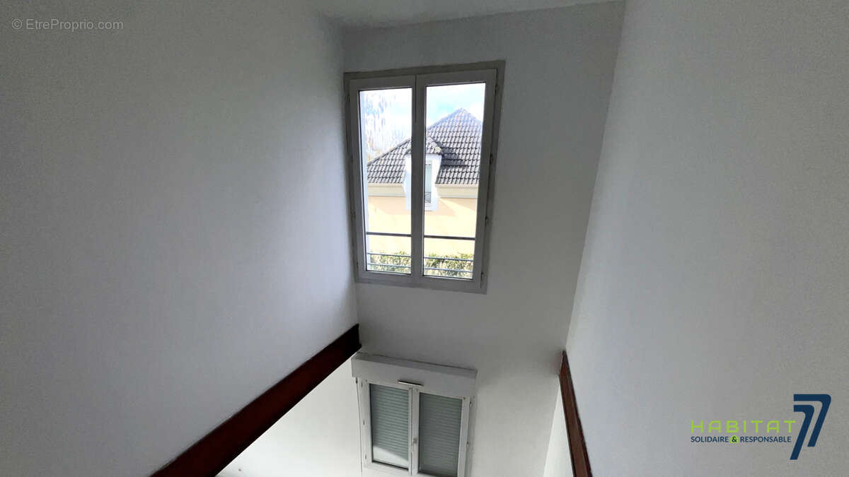 Appartement à MAGNY-LE-HONGRE