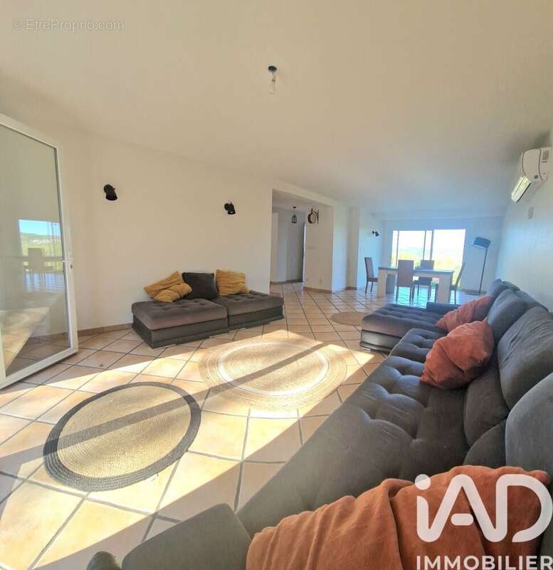 Photo 2 - Maison à USSAC