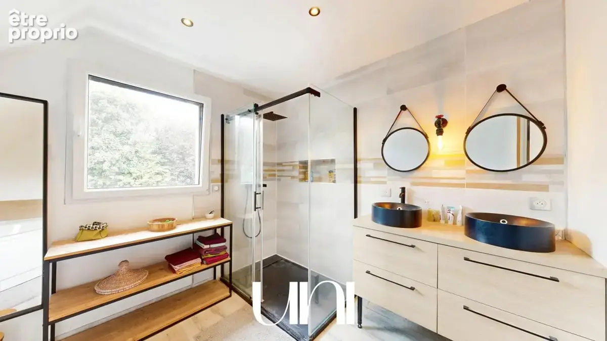 Maison 6 pièces de 120 m2 avec jardin de 398 m2 - photo 4