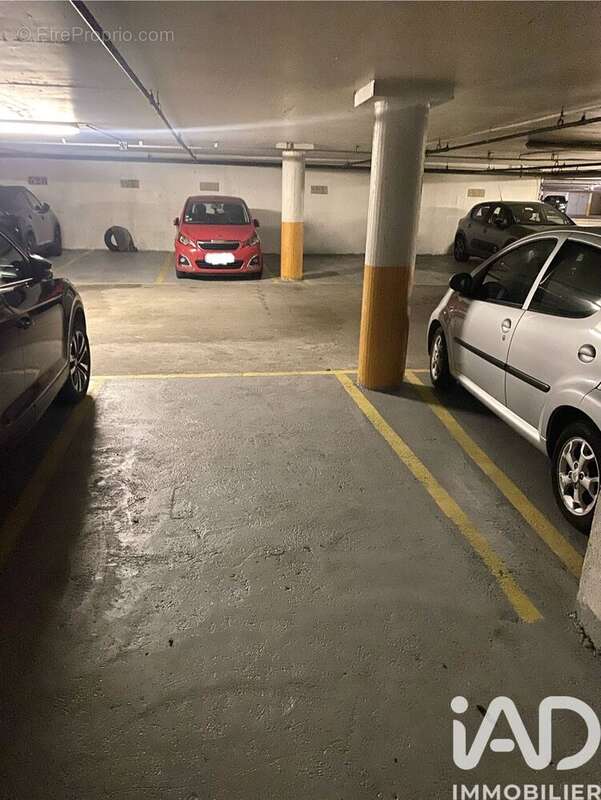 Photo 3 - Parking à PARIS-14E