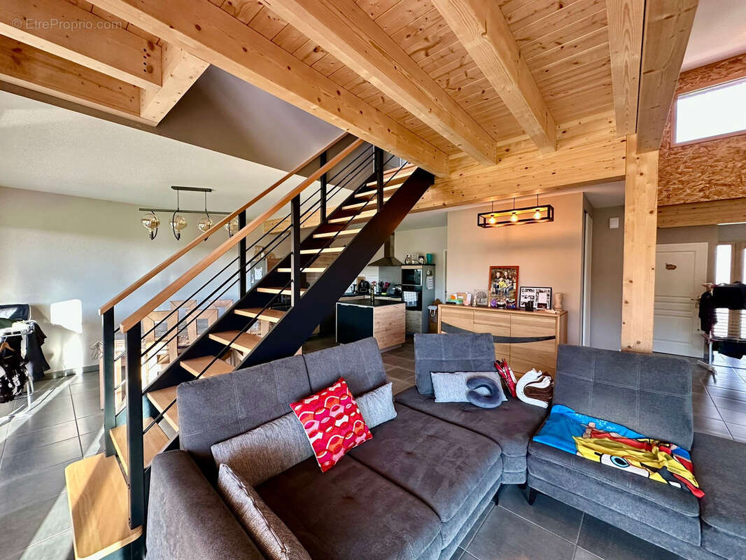 Maison à CROSEY-LE-GRAND