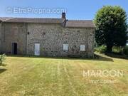 Maison à SAINT-HILAIRE-LE-CHATEAU