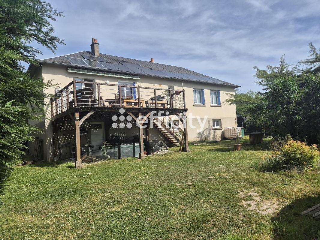Maison 95 m² à Cellettes  - photo 19