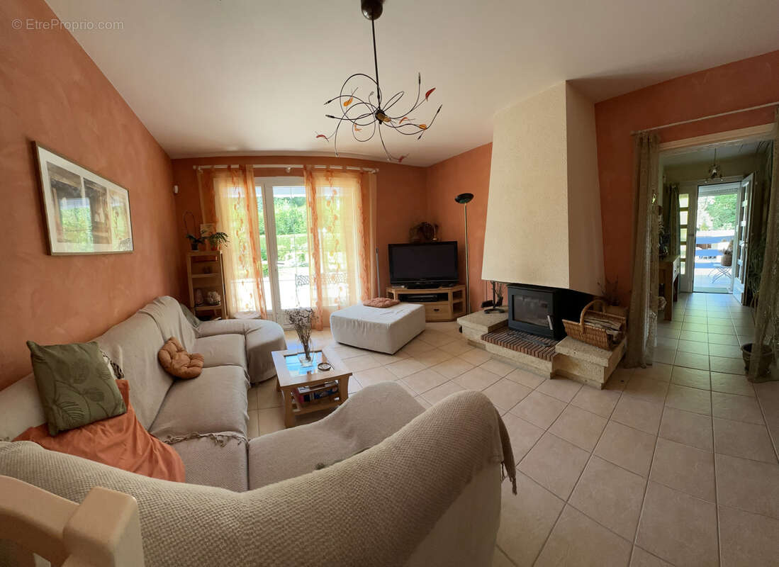 Villa 153 m2 à Espoey - photo 9