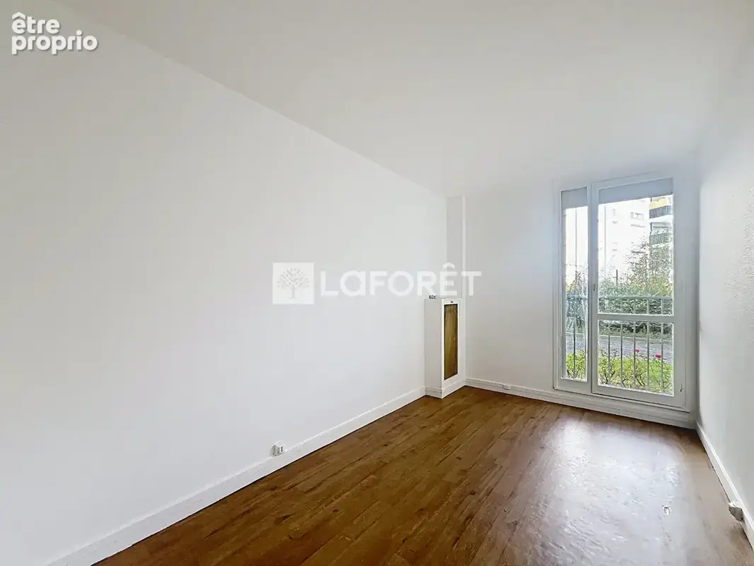 Appartement Villejuif 5 pièce(s) 85.48 m2 - photo 12