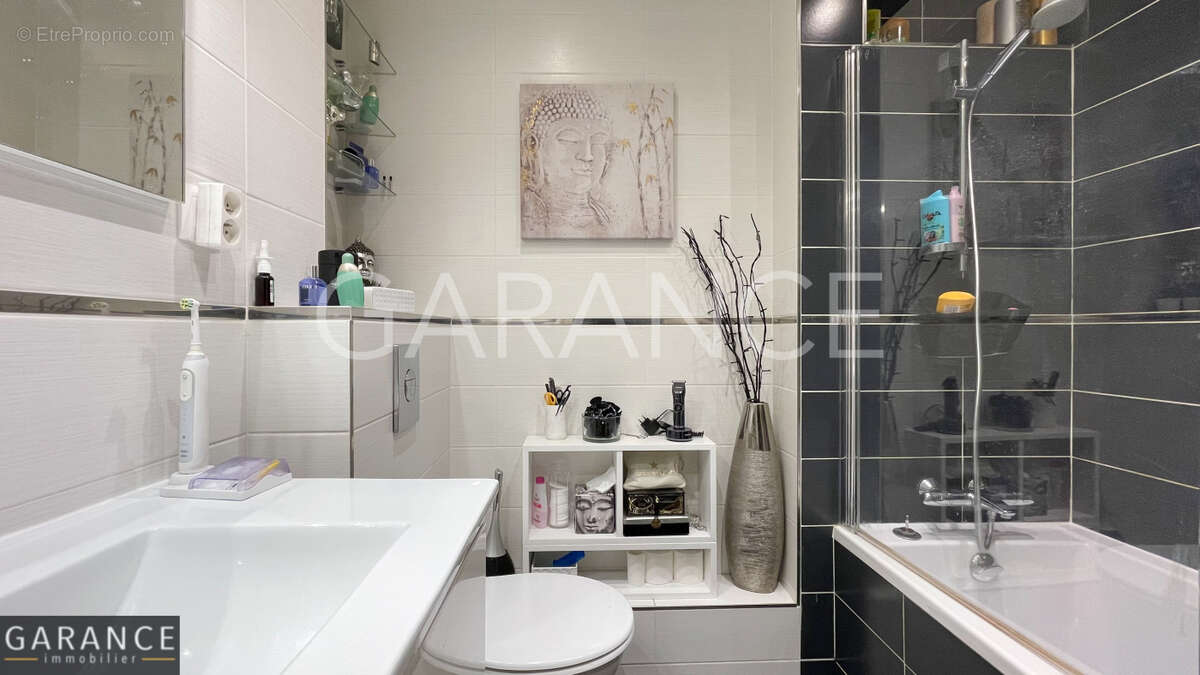 Appartement à PARIS-12E