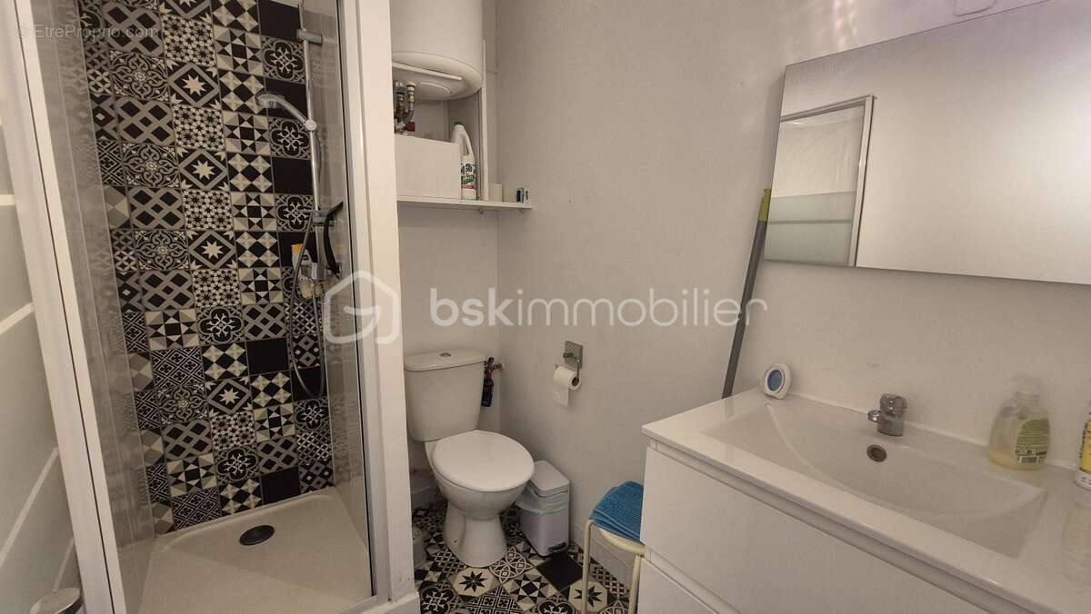 A vendre appartement studio de 19m² a canet en roussillon - cote port - terrasse - libre de toute occupation - photo 7