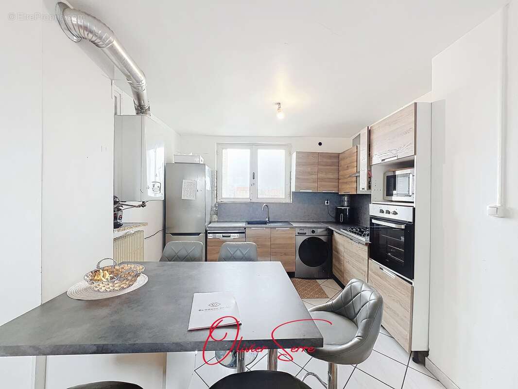 Appartement à LYON-8E