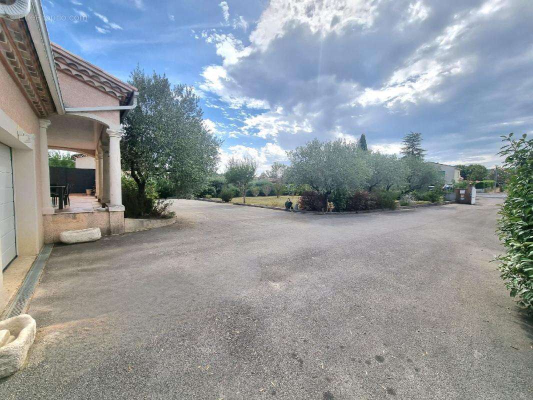 Maison à SAINT-MARTIN-DE-VALGALGUES