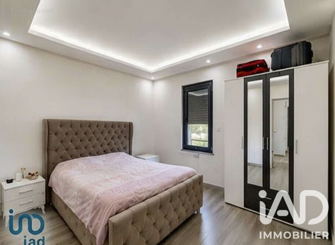 Maison 156 m² à Goussainville  - photo 9