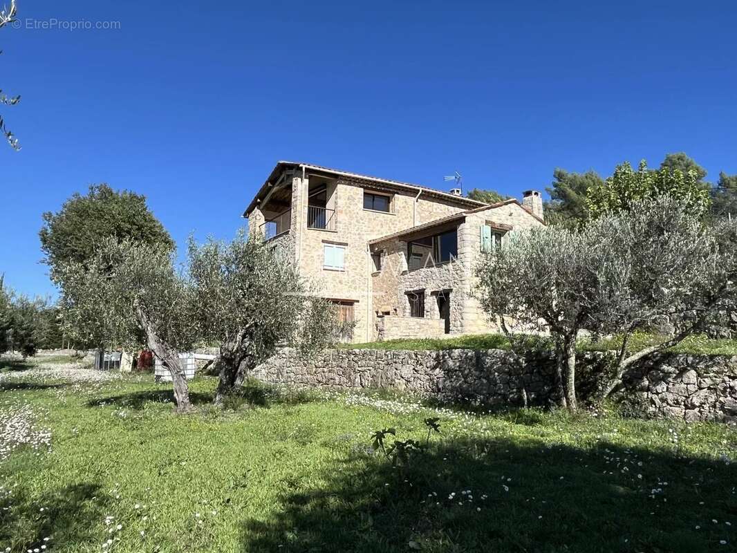 Maison à FAYENCE