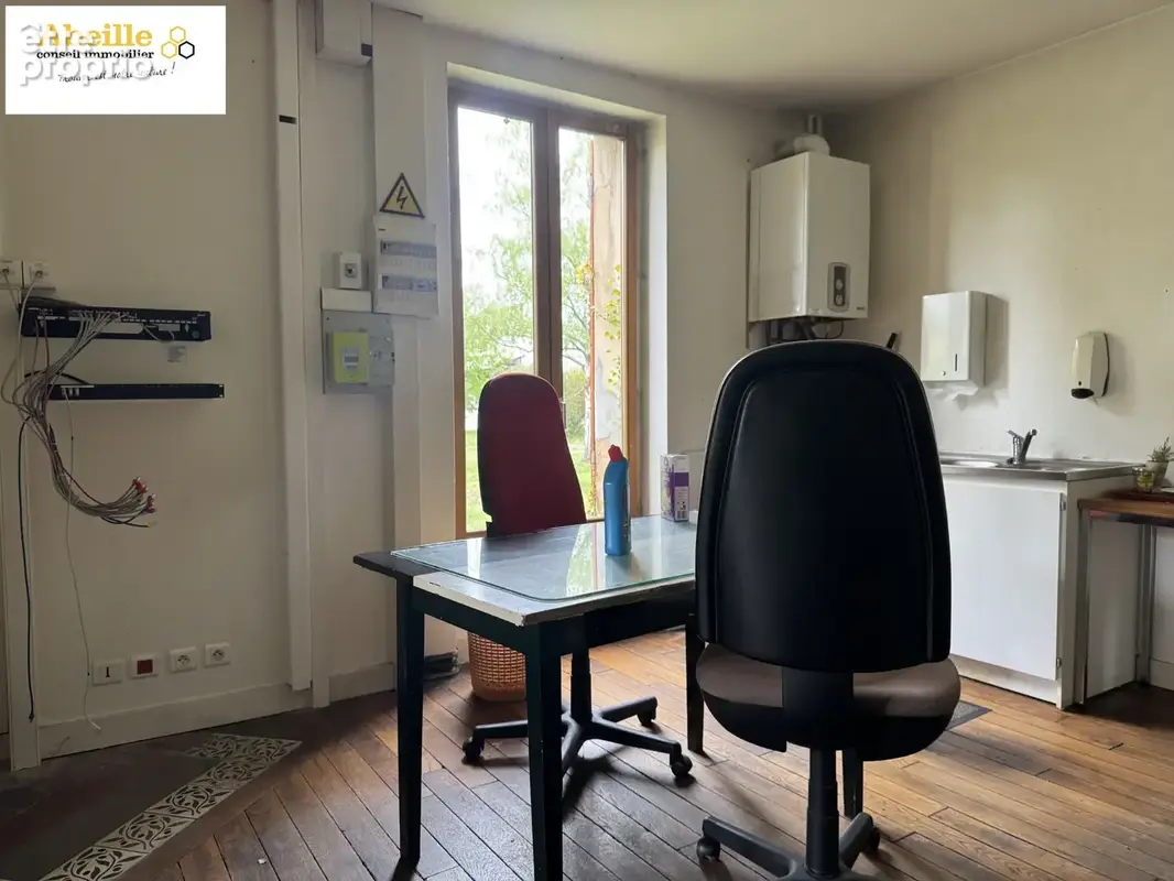 Maison ancienne 11 pièces. - photo 3