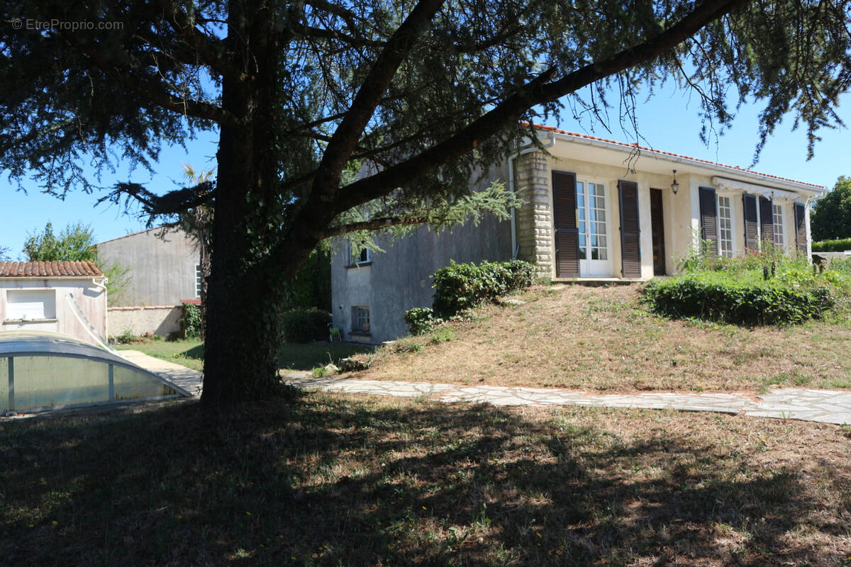 Maison à LA JARRIE