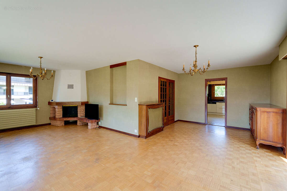 Maison Evian Les Bains 4 pièces 133,7m² sur 1330m² de terrain - photo 8