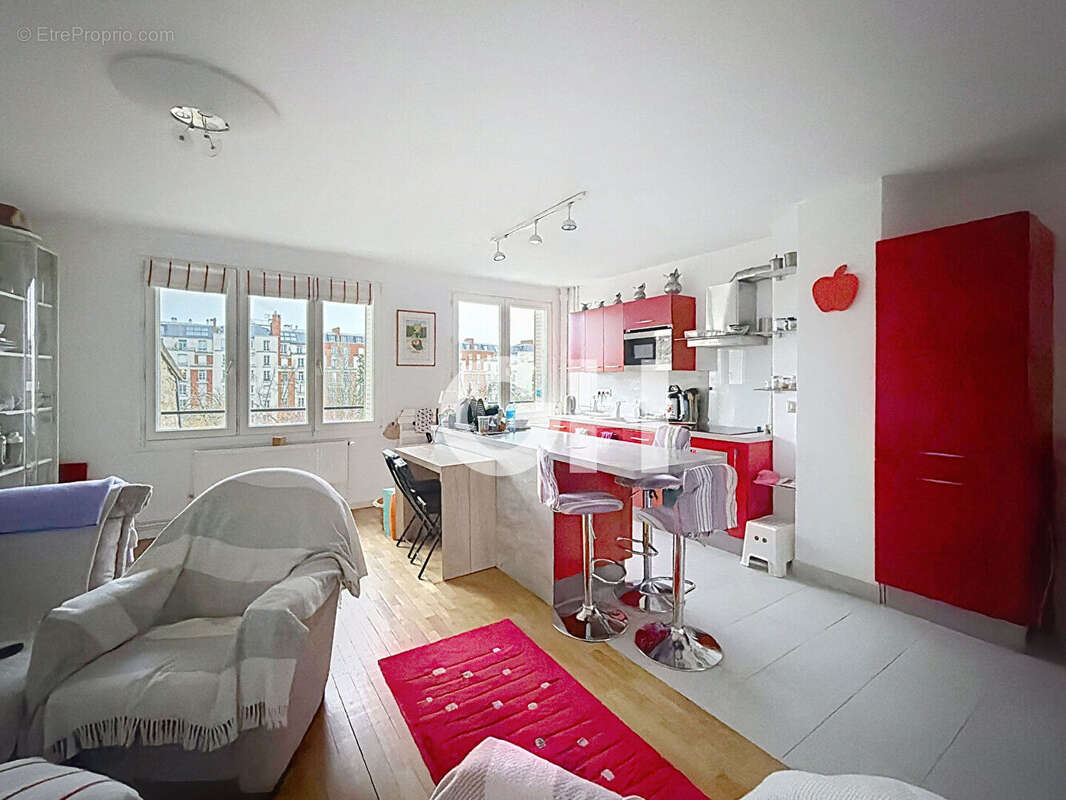 Appartement à PARIS-20E