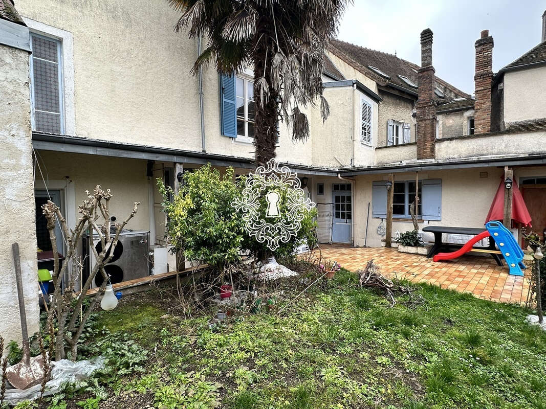 A Bray-sur-Seine - photo 17