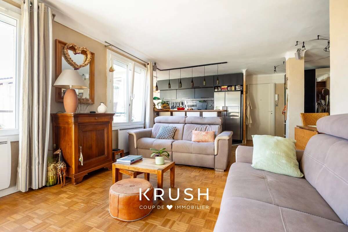 Appartement à MARSEILLE-7E