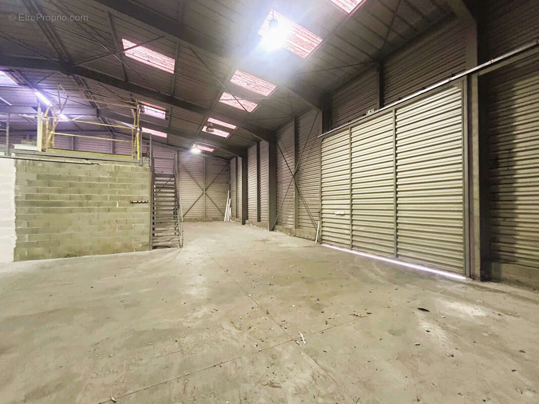 Commerce à MARQUIXANES