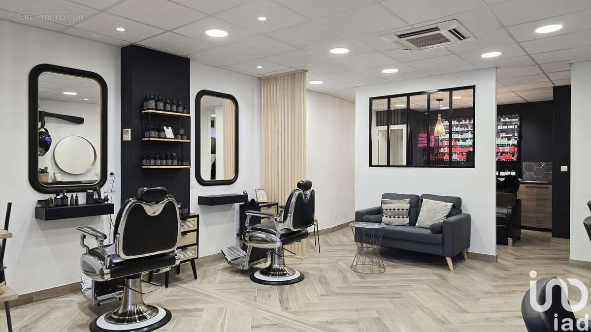 Photo 4 - Commerce à HEUDEBOUVILLE